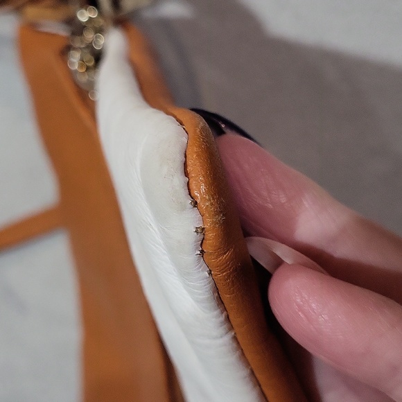 Vera Pelle Italy Leather Crossbody Bag - Picture 13 of 14